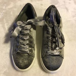 Steven by Steve Madden Bogart Taupe Velvet Sneaker